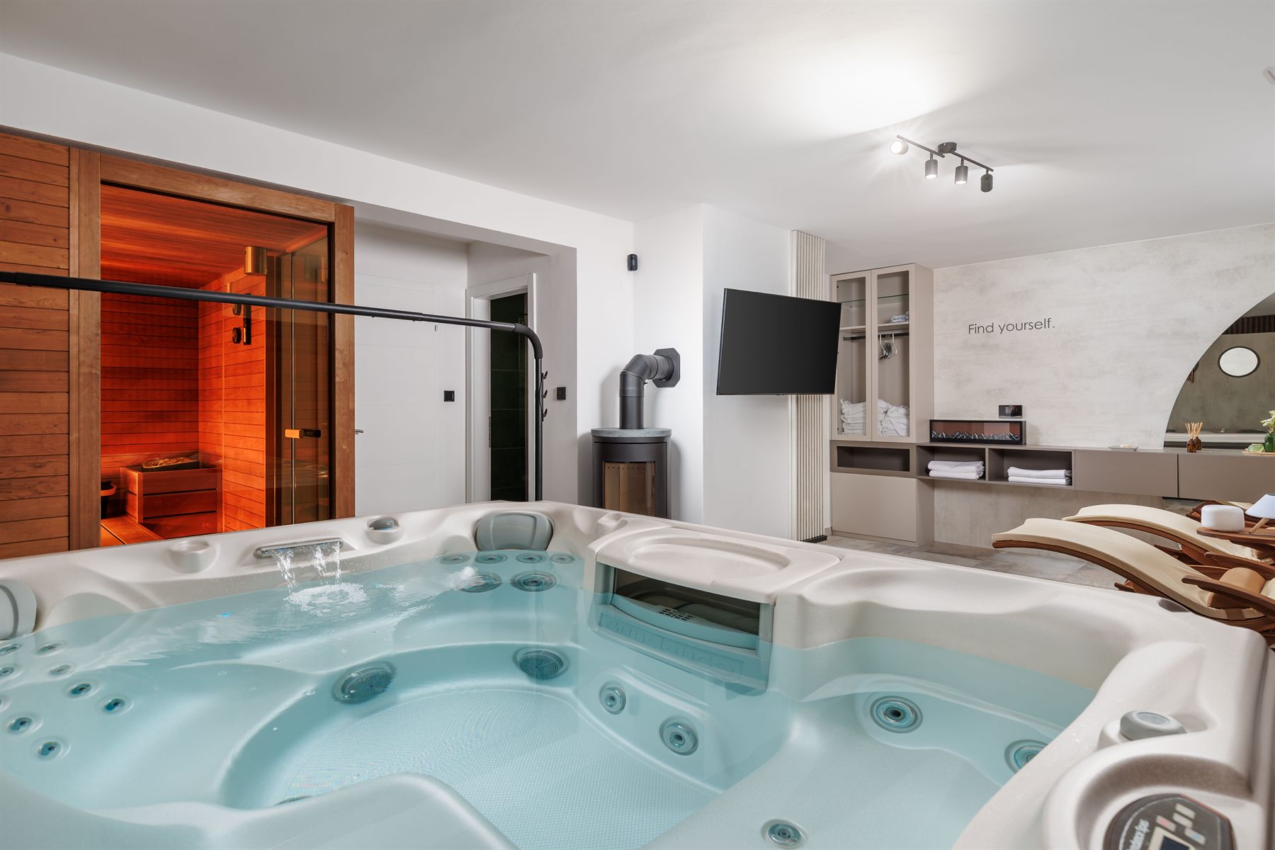 SPA lounge s ambijentalnim osvjetljenjem.